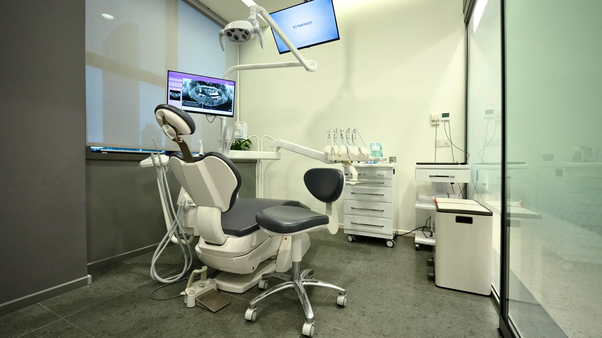 Trakyadent Maslak Kliniği - Bekleme Alanı